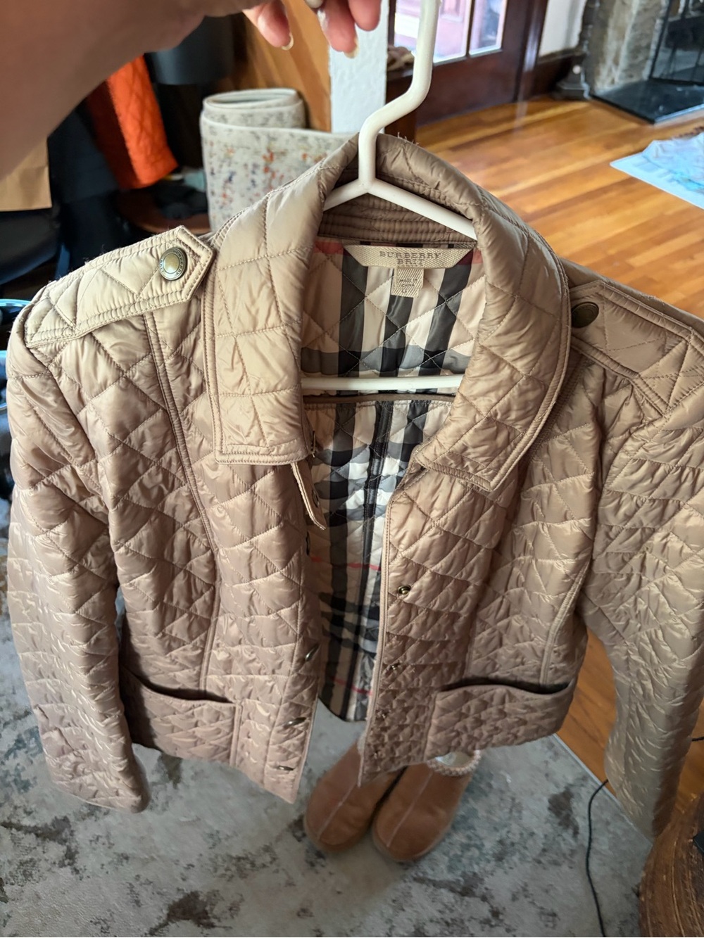 Burberry Quilted Beige Utility Jacket with Signature Check Interior